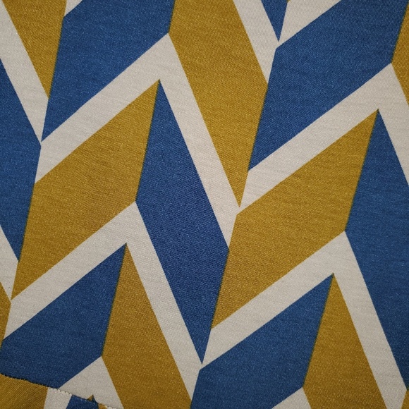 LuLaRoe Chevron Nicole - Picture 2 of 3